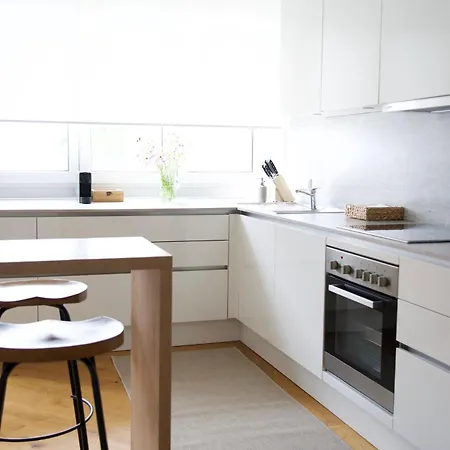 Urban Oasis Apartment *